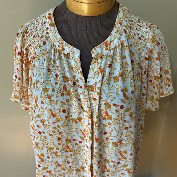 Rose & Olive Womens Button Down 2X Semi-Sheer Flutter Sleeve Floral - Picture 2 of 11